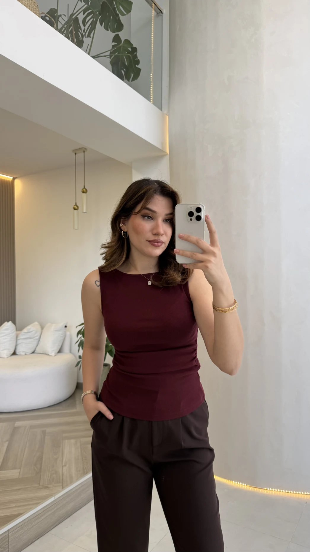 Dilvin Bele Oturan Sıfır Kol Volanlı Body - Mor - Kod: 21001