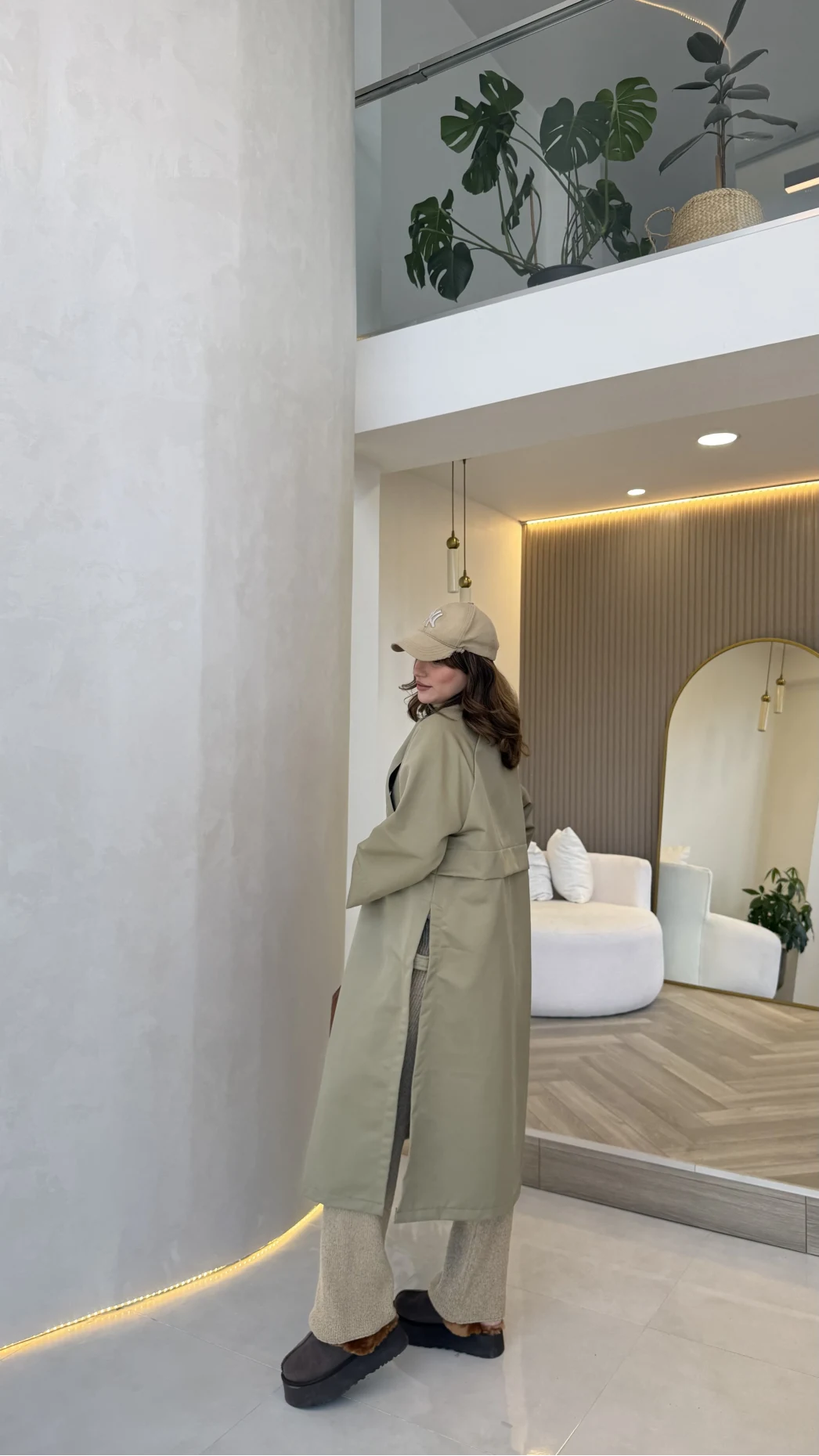 Fularlı Yırtmaç Detay Trençkot - Haki - Kod: 600