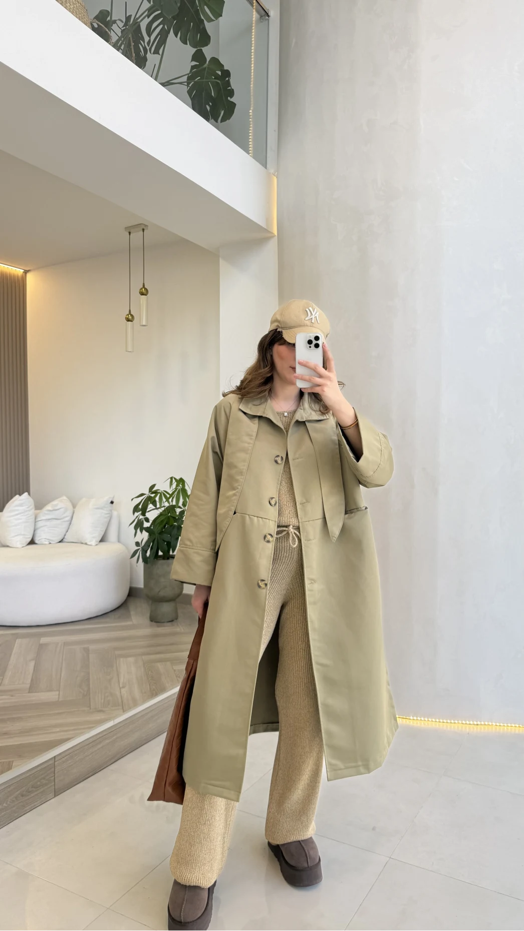 Fularlı Yırtmaç Detay Trençkot - Haki - Kod: 600