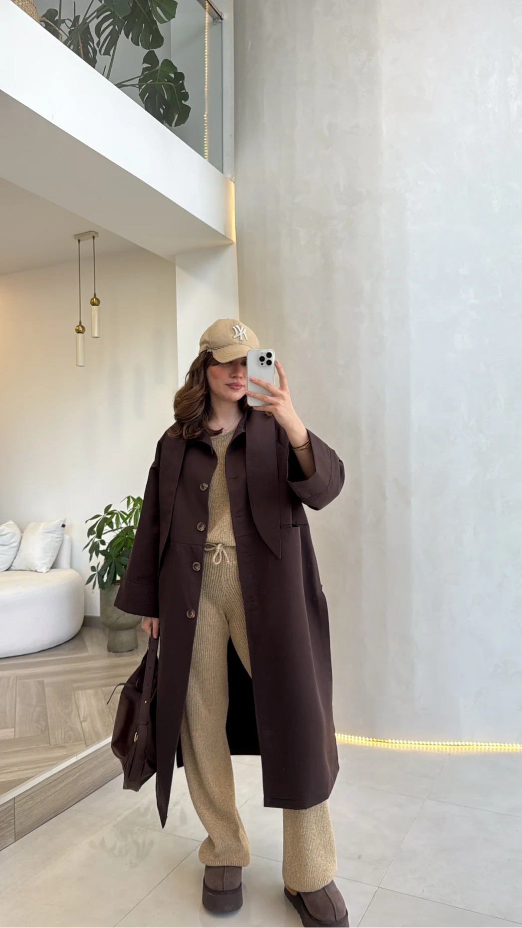 Fularlı Yırtmaç Detay Trençkot - Kahve - Kod: 600