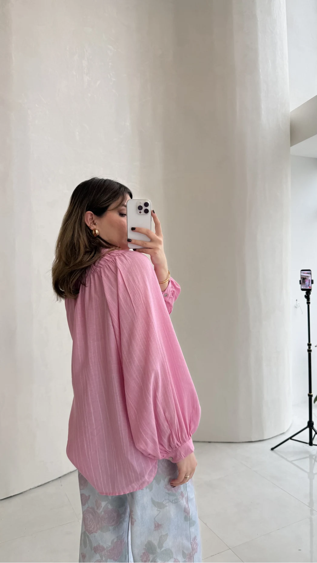 Sweden Yakası Gipeli Balon Kol V Yaka Çizgili Gömlek - Pembe - Kod: 580768