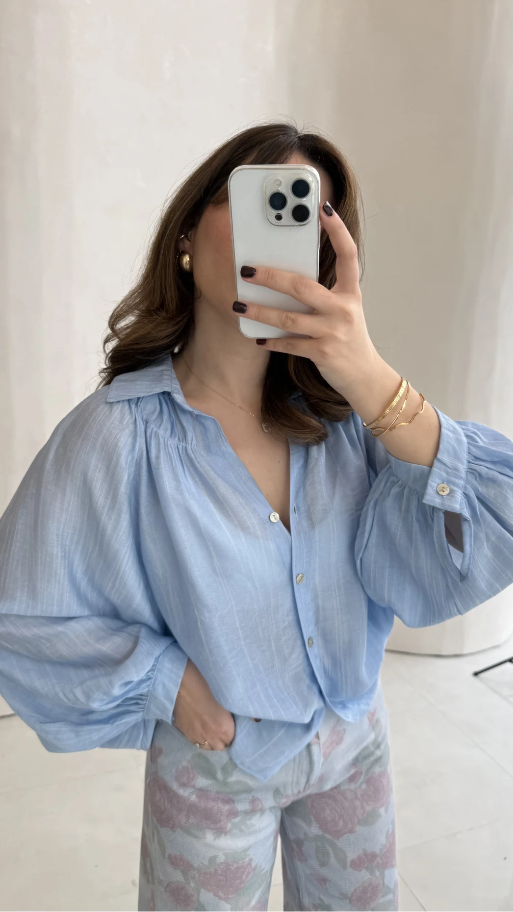 Sweden Yakası Gipeli Balon Kol V Yaka Çizgili Gömlek - Mavi - Kod: 580768