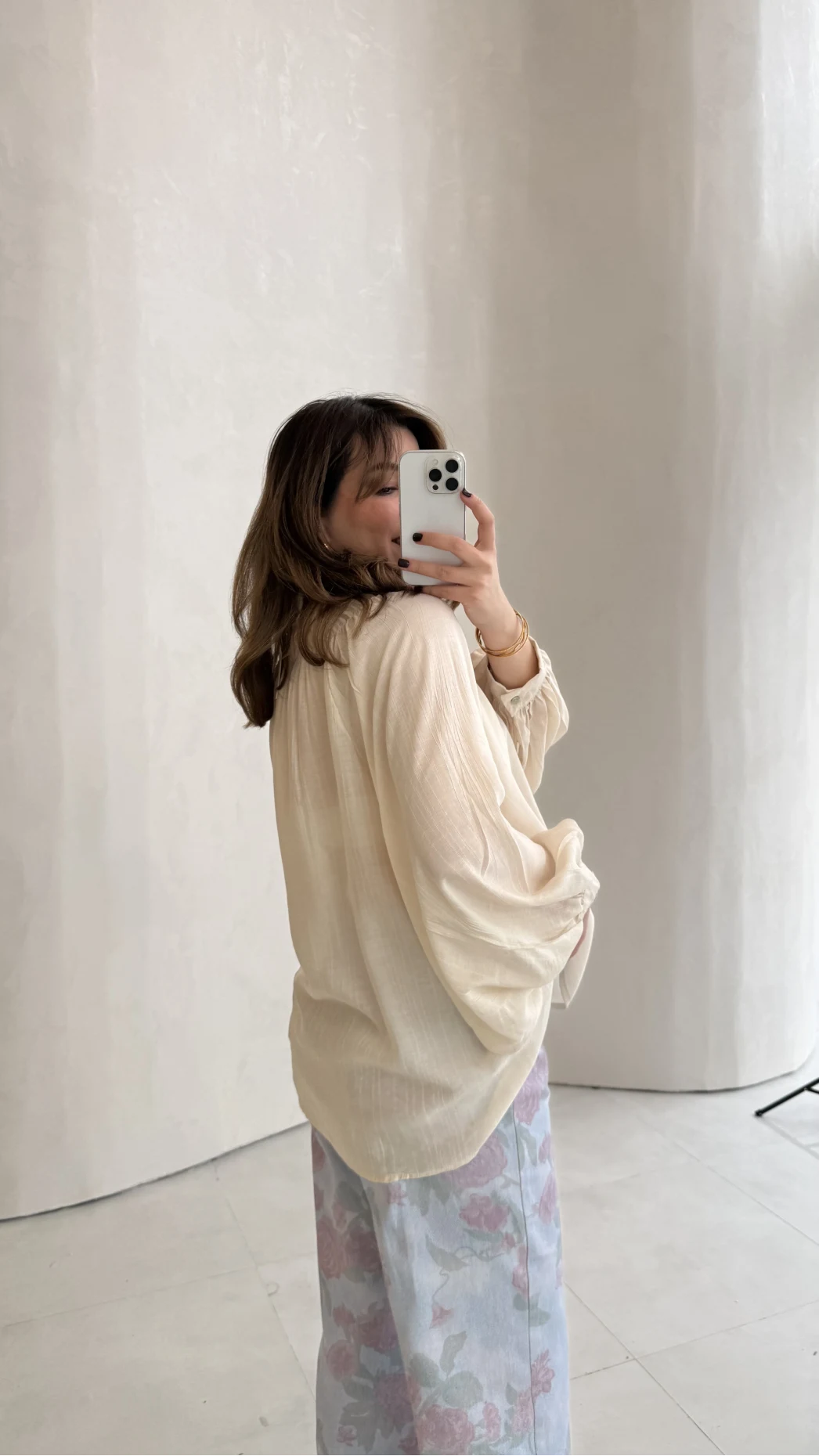 Sweden Yakası Gipeli Balon Kol V Yaka Çizgili Gömlek - Bej - Kod: 580768