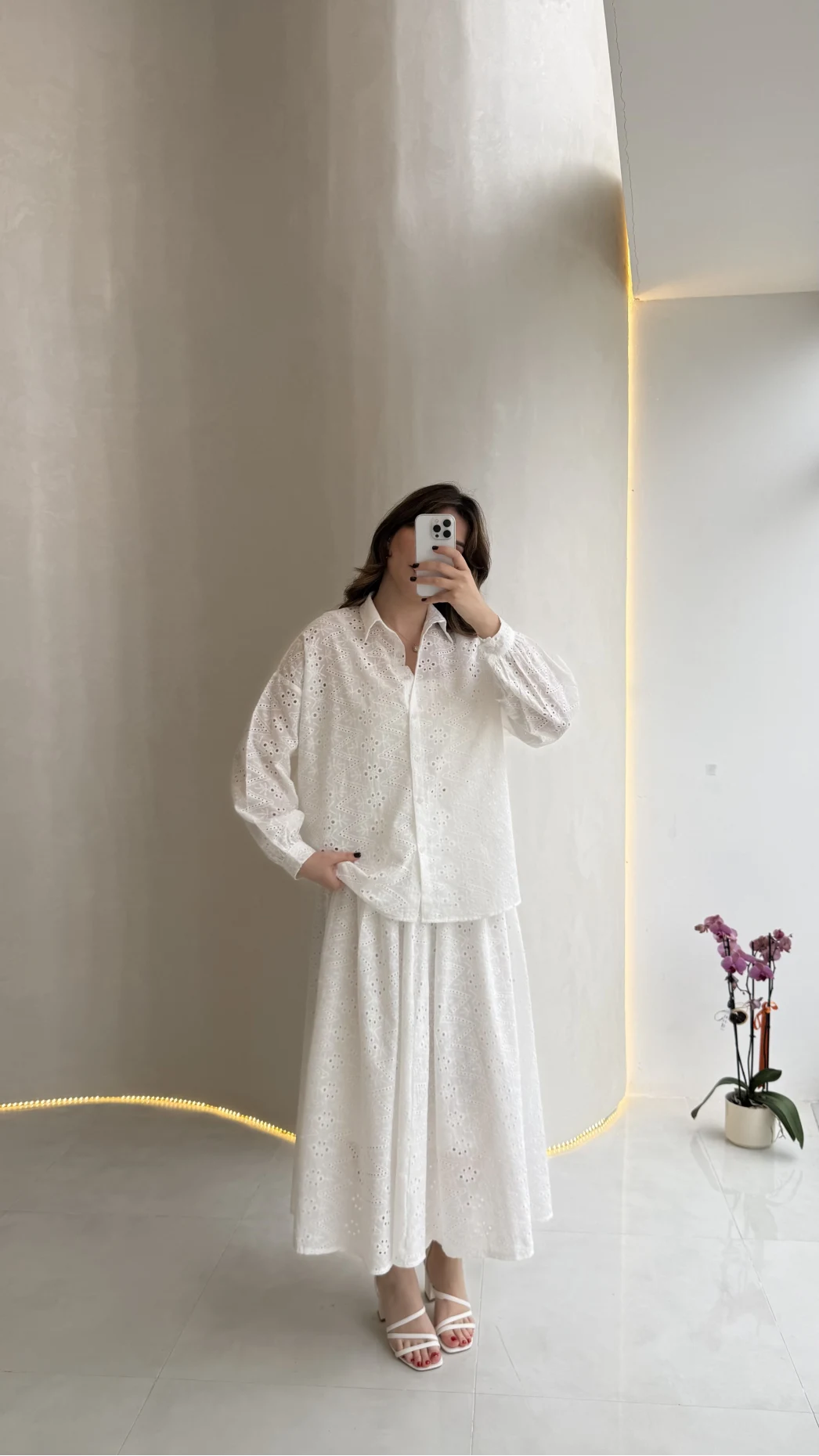 Darwin Brode Detaylı Gömlek-Etek Takım - Beyaz - Kod: 2245 5079