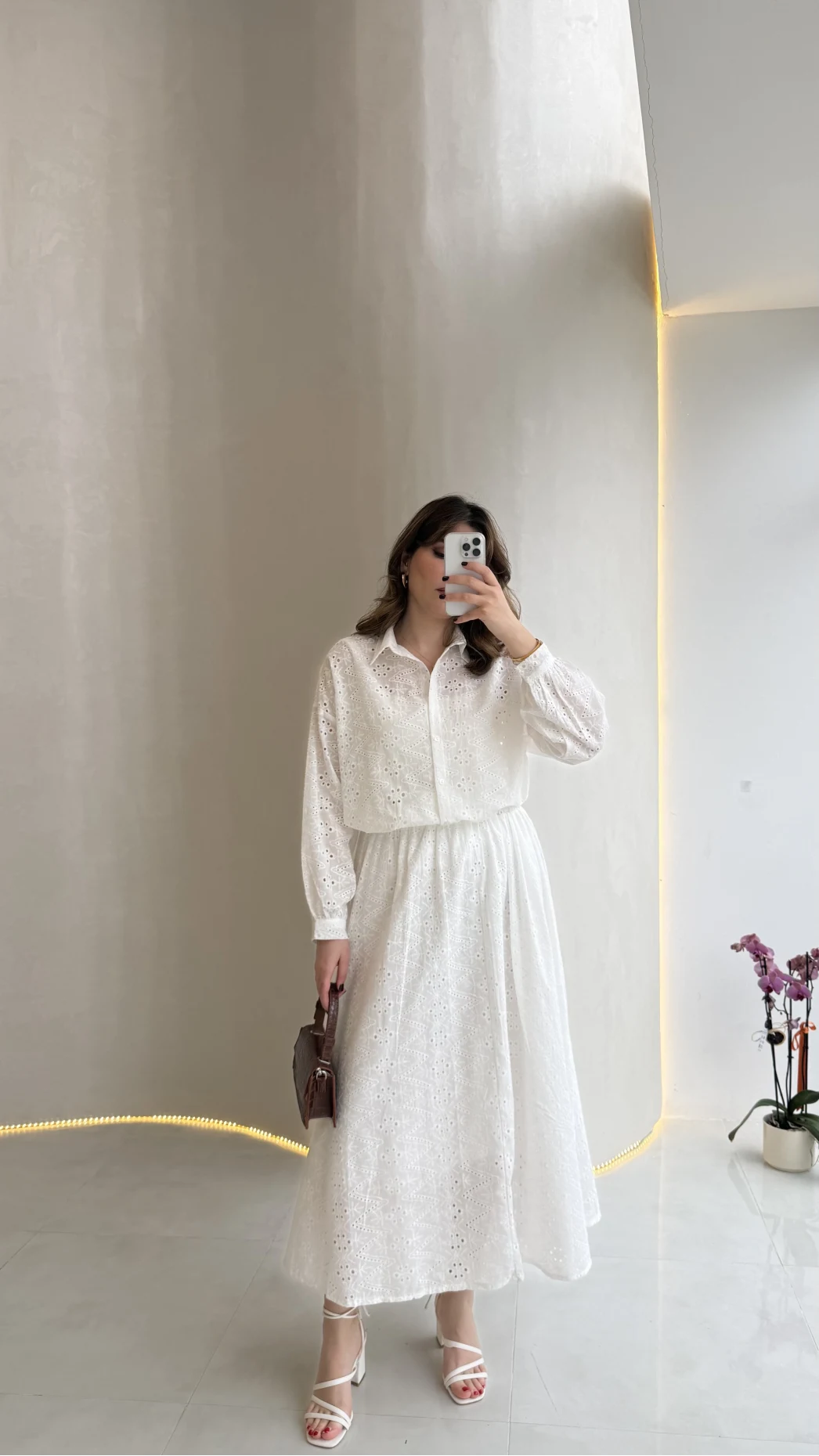 Darwin Brode Detaylı Gömlek-Etek Takım - Beyaz - Kod: 2245 5079