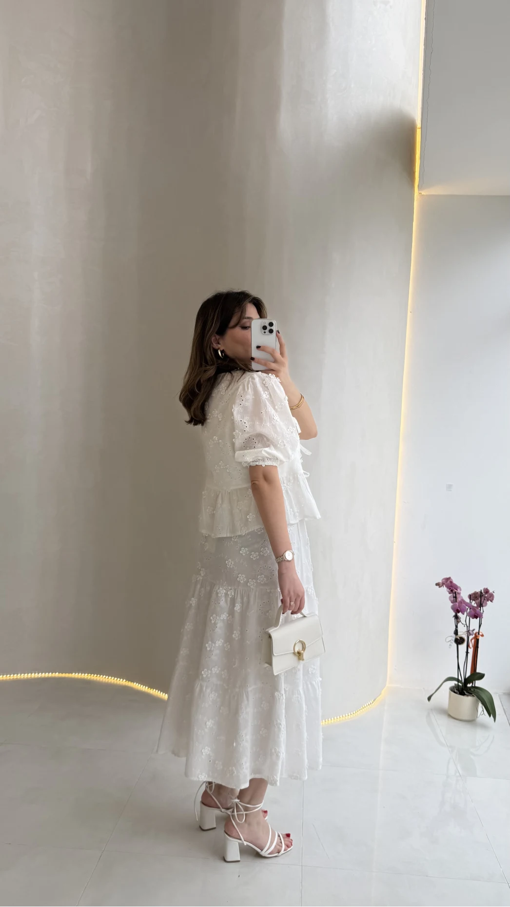 Elena Çiçek Dokulu Brode Detay Bluz Etek Takım - Ekru - Kod: 1072-5067