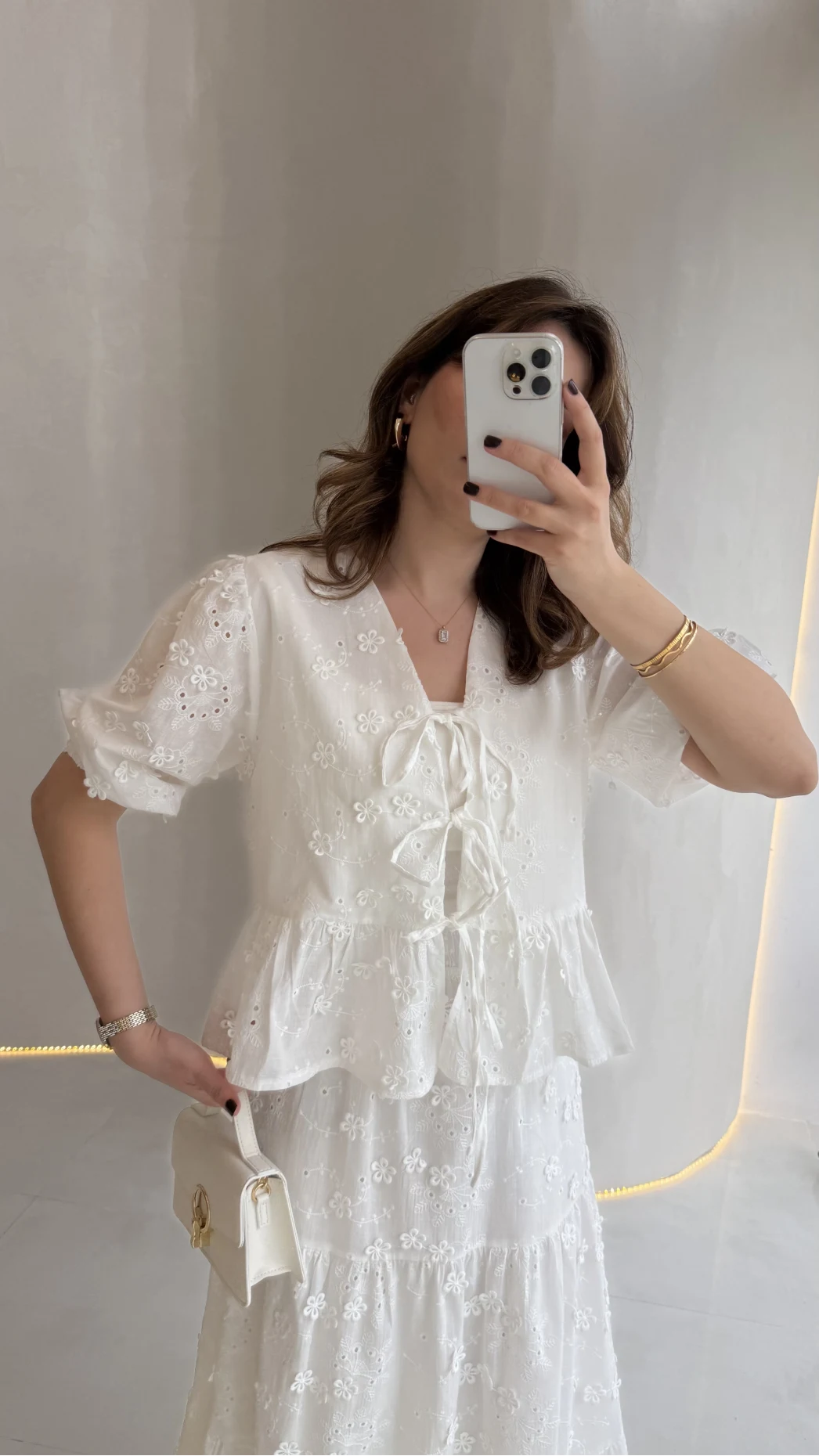 Elena Çiçek Dokulu Brode Detay Bluz Etek Takım - Ekru - Kod: 1072-5067