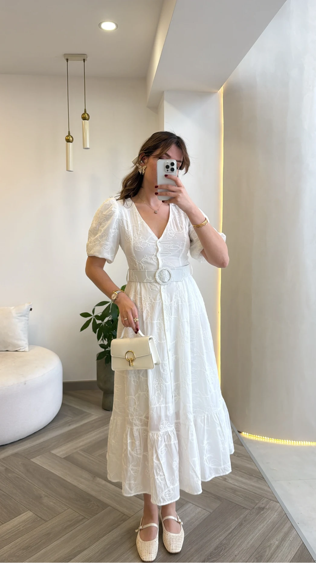 V Yaka Balon Kol Çiçek Nakışlı Kemerli Pamuk Elbise - Beyaz - Kod: 3076