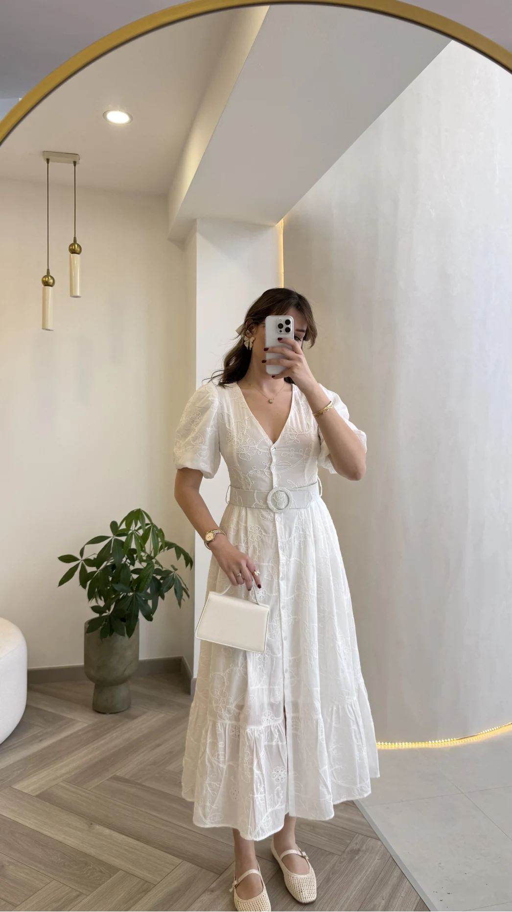 V Yaka Balon Kol Çiçek Nakışlı Kemerli Pamuk Elbise - Beyaz - Kod: 3076