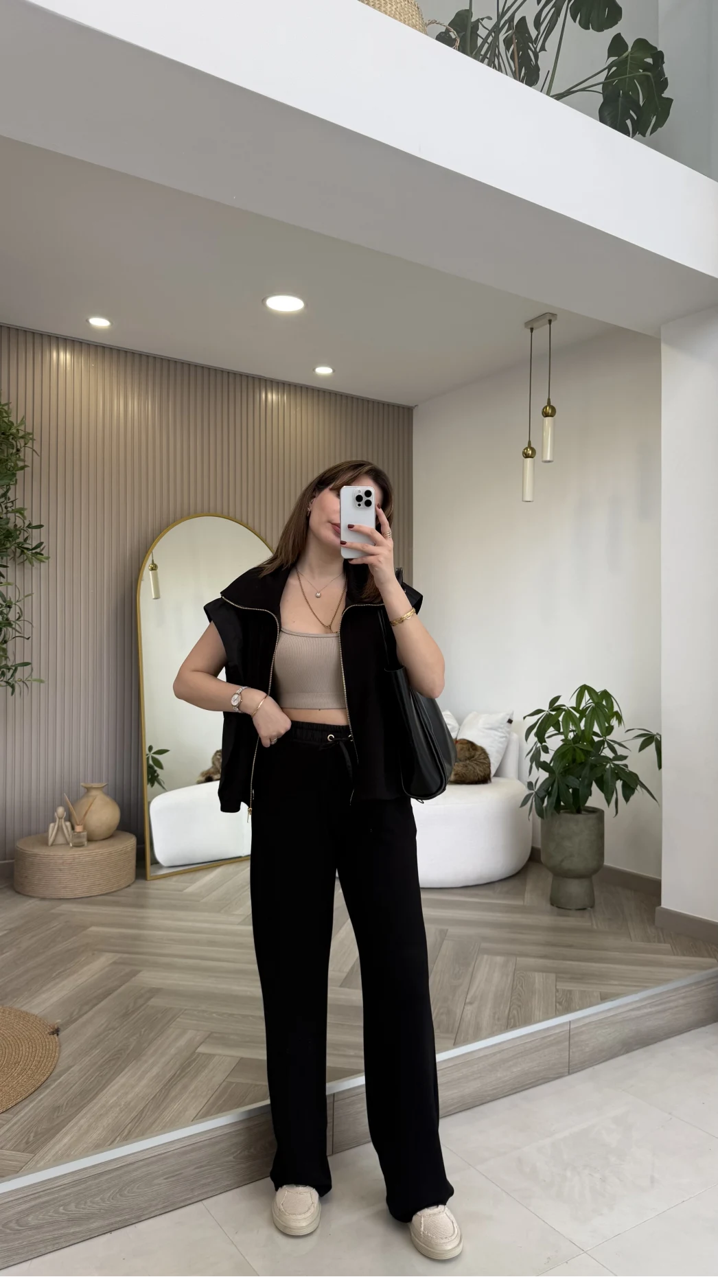 Gold Detaylı Paraşüt Kumaşlı Yelek Eşofman Takım - Siyah - Kod: 4110