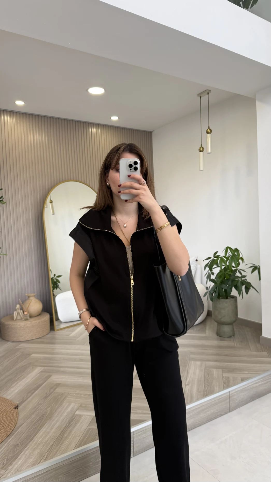 Gold Detaylı Paraşüt Kumaşlı Yelek Eşofman Takım - Siyah - Kod: 4110