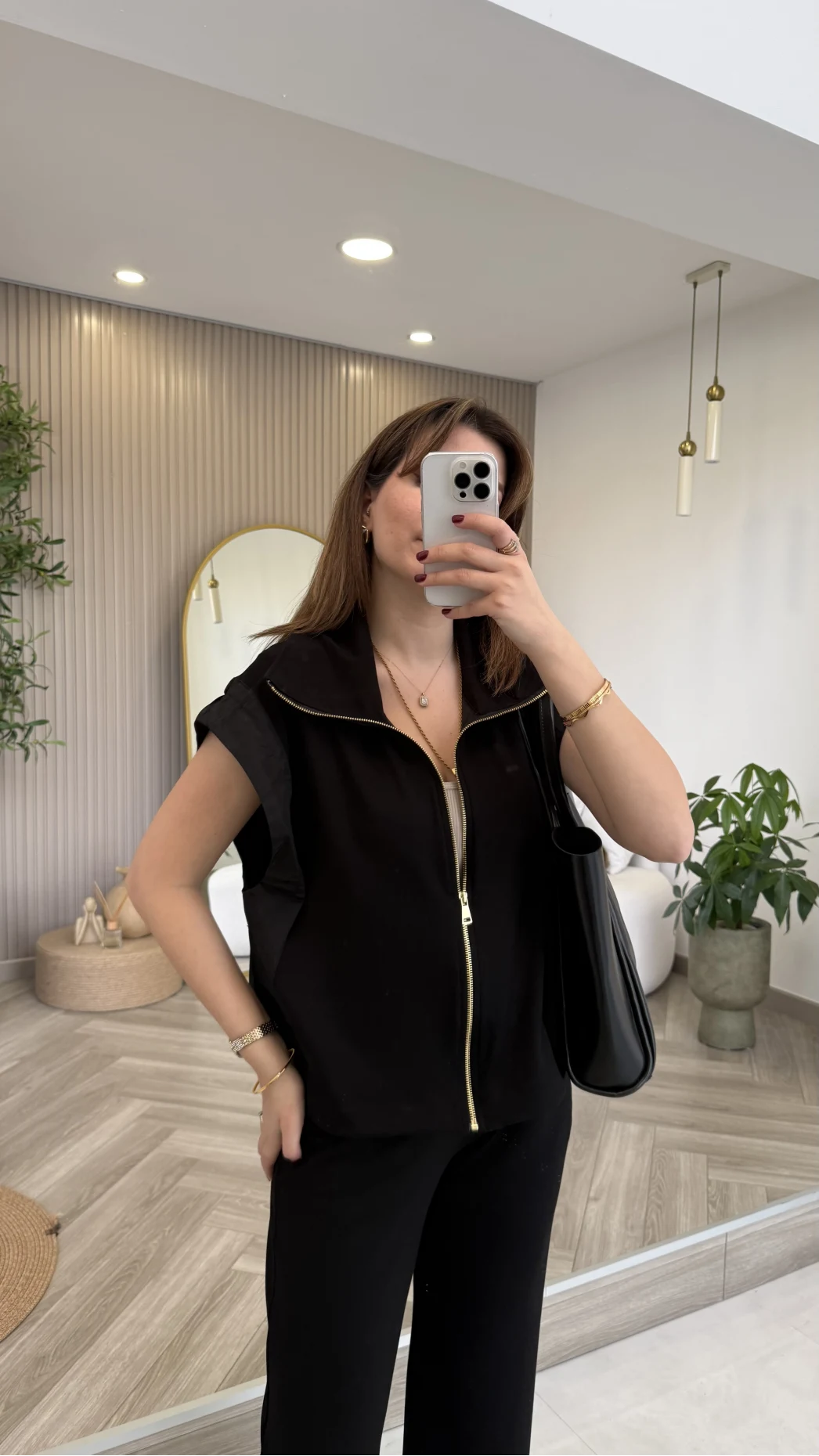 Gold Detaylı Paraşüt Kumaşlı Yelek Eşofman Takım - Siyah - Kod: 4110