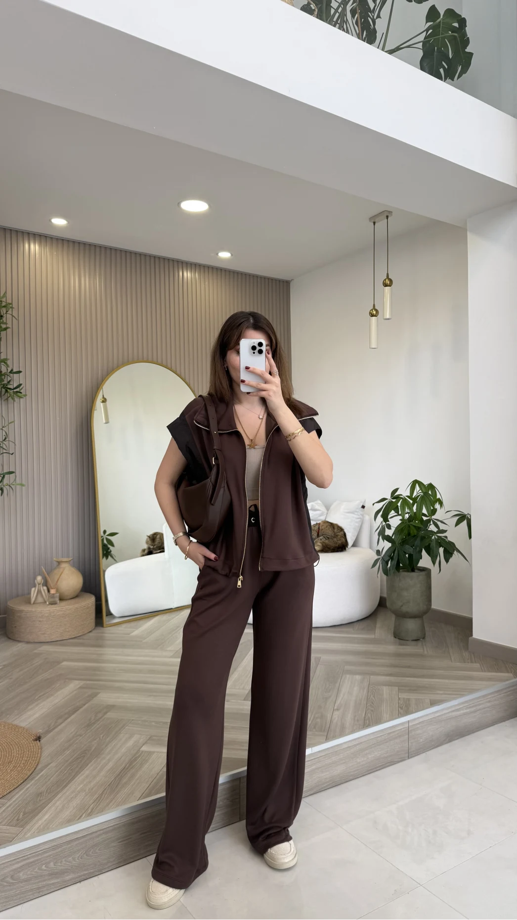 Gold Detaylı Paraşüt Kumaşlı Yelek Eşofman Takım - Kahverengi - Kod: 4110