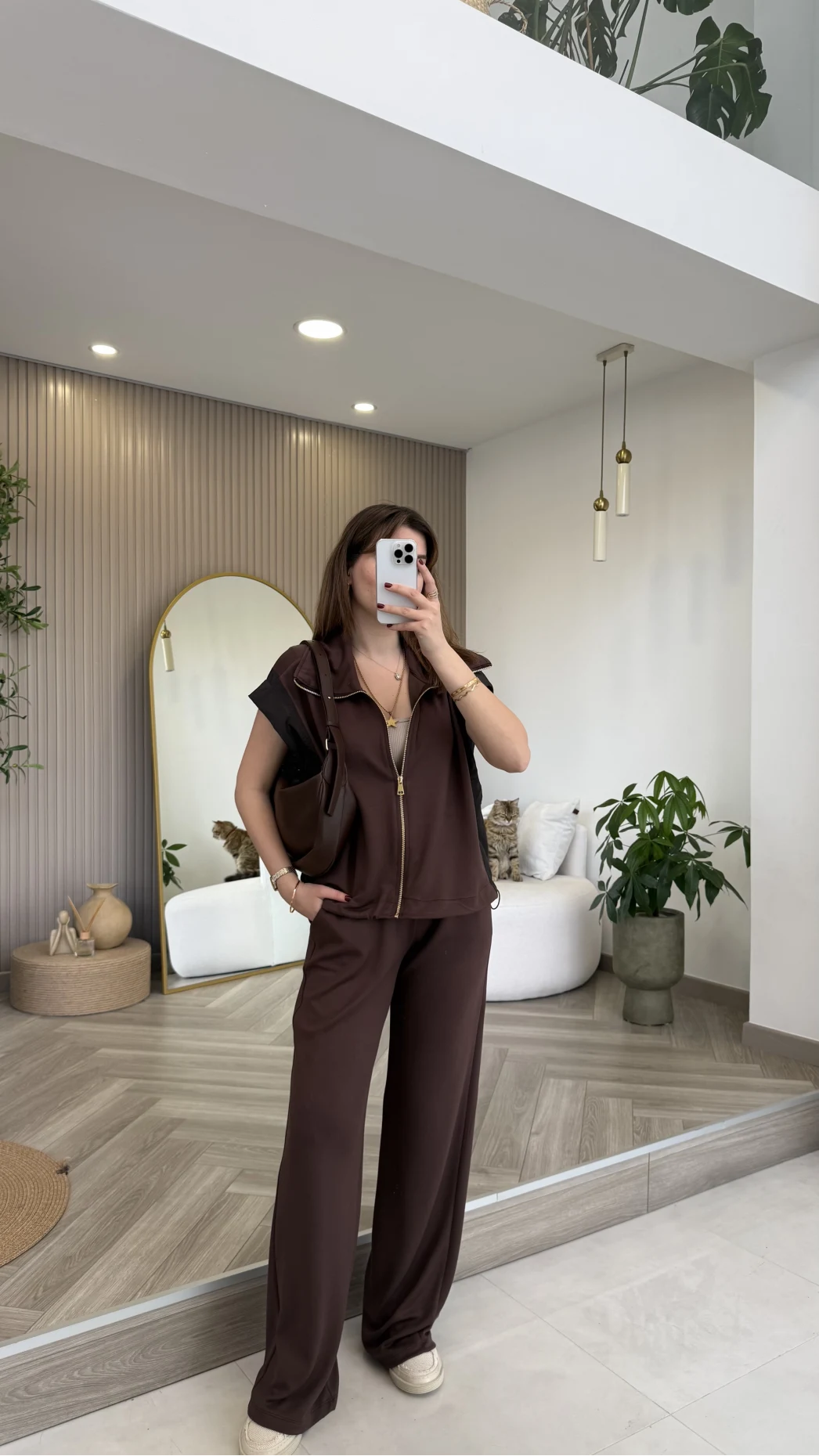 Gold Detaylı Paraşüt Kumaşlı Yelek Eşofman Takım - Kahverengi - Kod: 4110