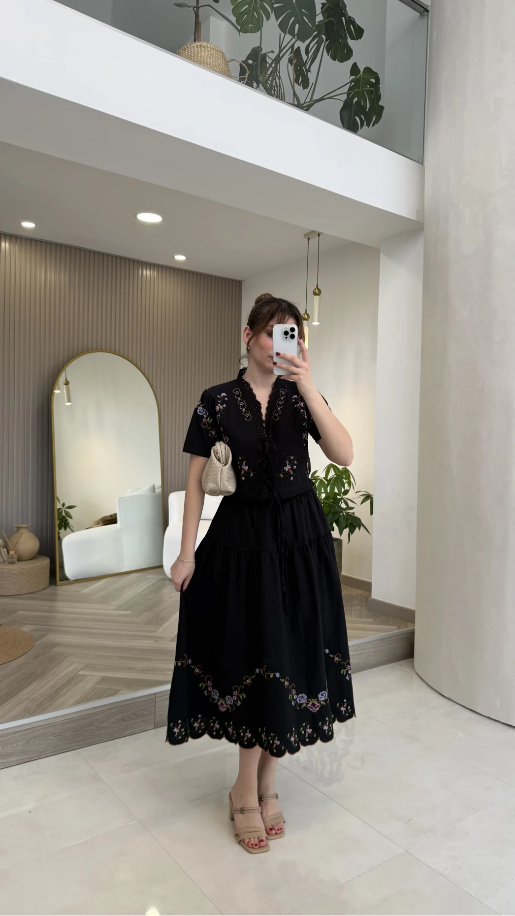 Renkli Nakış Yıkamalı Keten Kumaş Bluz Etek Takım - Siyah