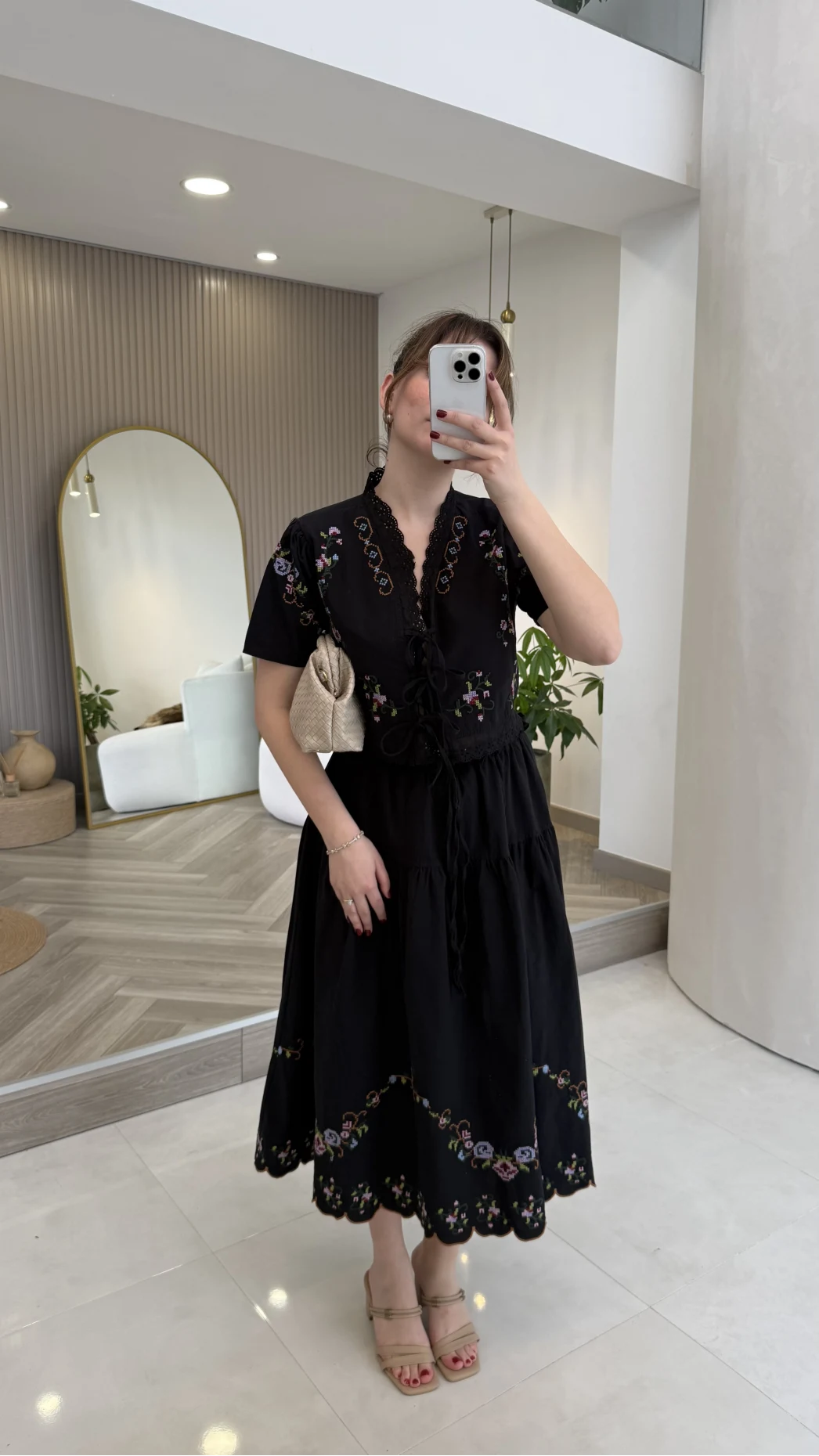 Renkli Nakış Yıkamalı Keten Kumaş Bluz Etek Takım - Siyah