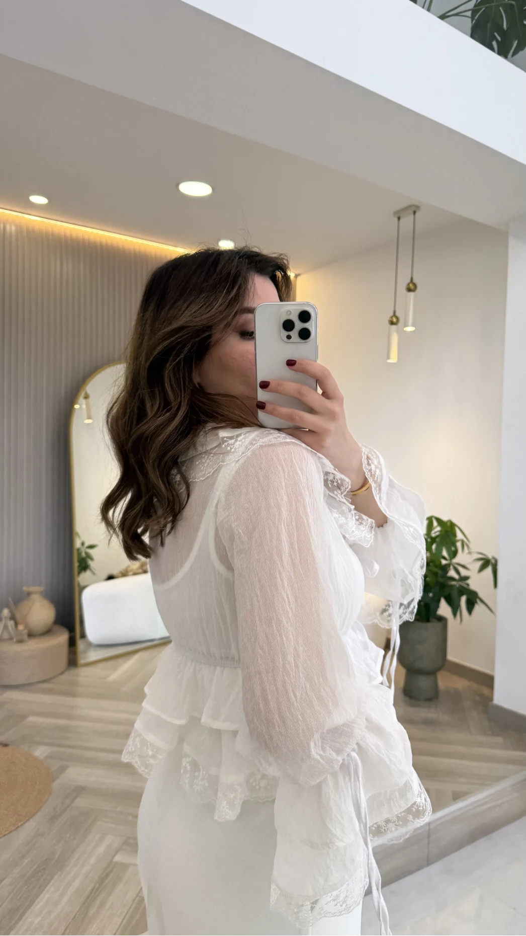 Sebastian Dantel Detay Fırfırlı Bluz - Beyaz - Kod: 1075