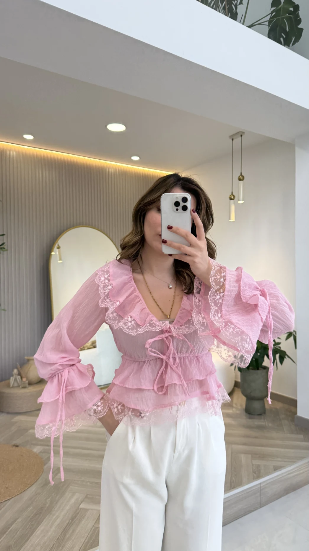 Sebastian Dantel Detay Fırfırlı Bluz - Pembe - Kod: 1075