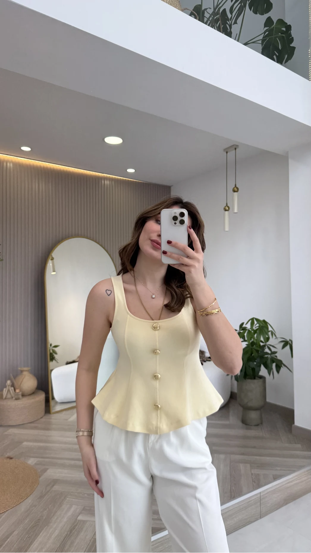 Düğmeli Bel Detaylı Sıfır Kol Bluz - Sarı - Kod: 31979