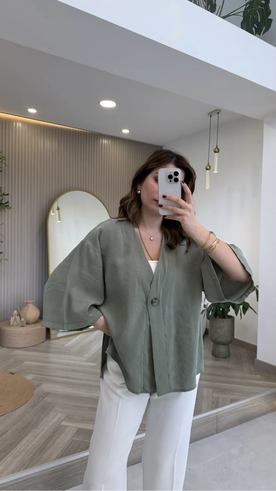 Önü Düğmeli Modal Gömlek - Çağla Yeşili - Kod: 4961