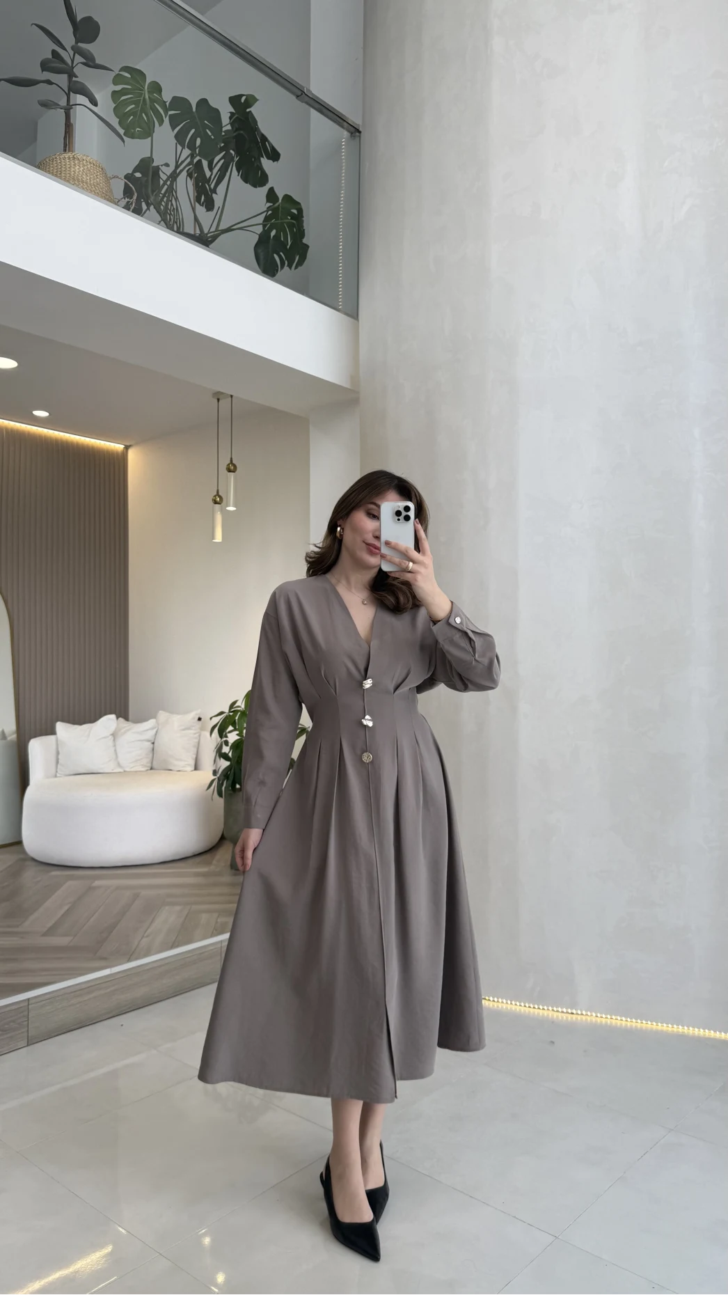 Önü Aksesuaar Detaylı Modal Elbise - Vizon - Kod: 3078