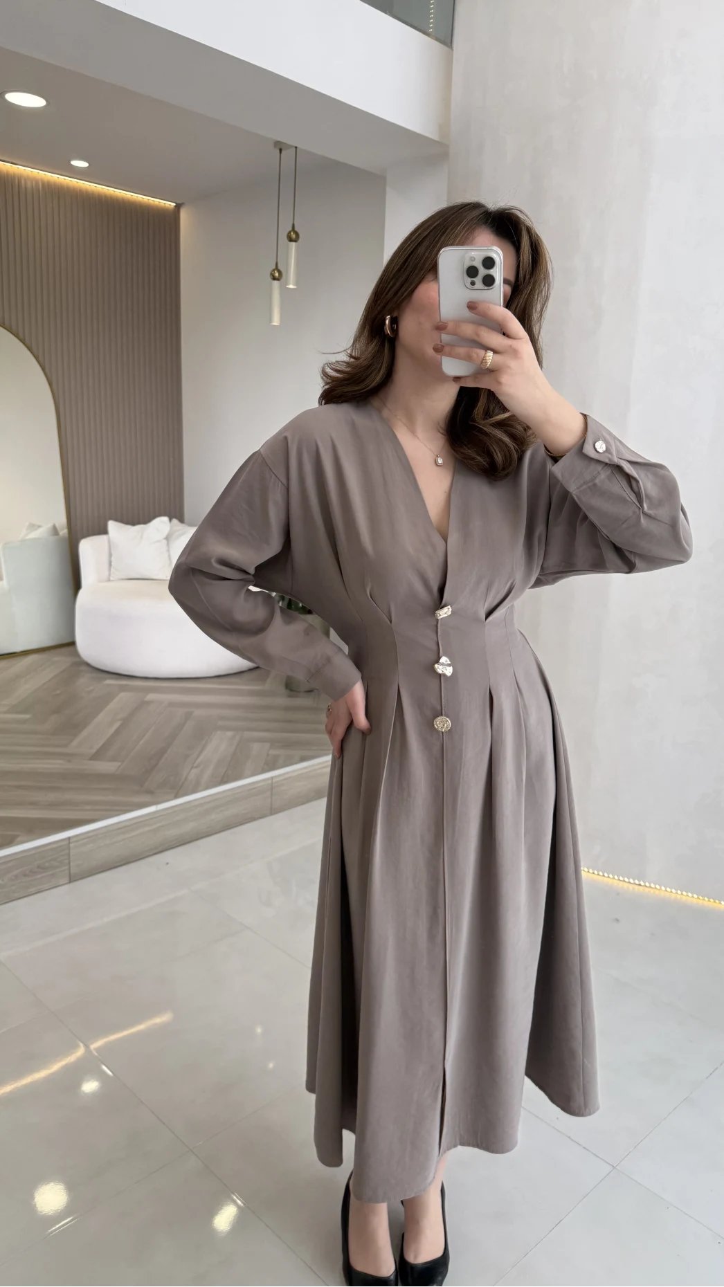 Önü Aksesuaar Detaylı Modal Elbise - Vizon - Kod: 3078