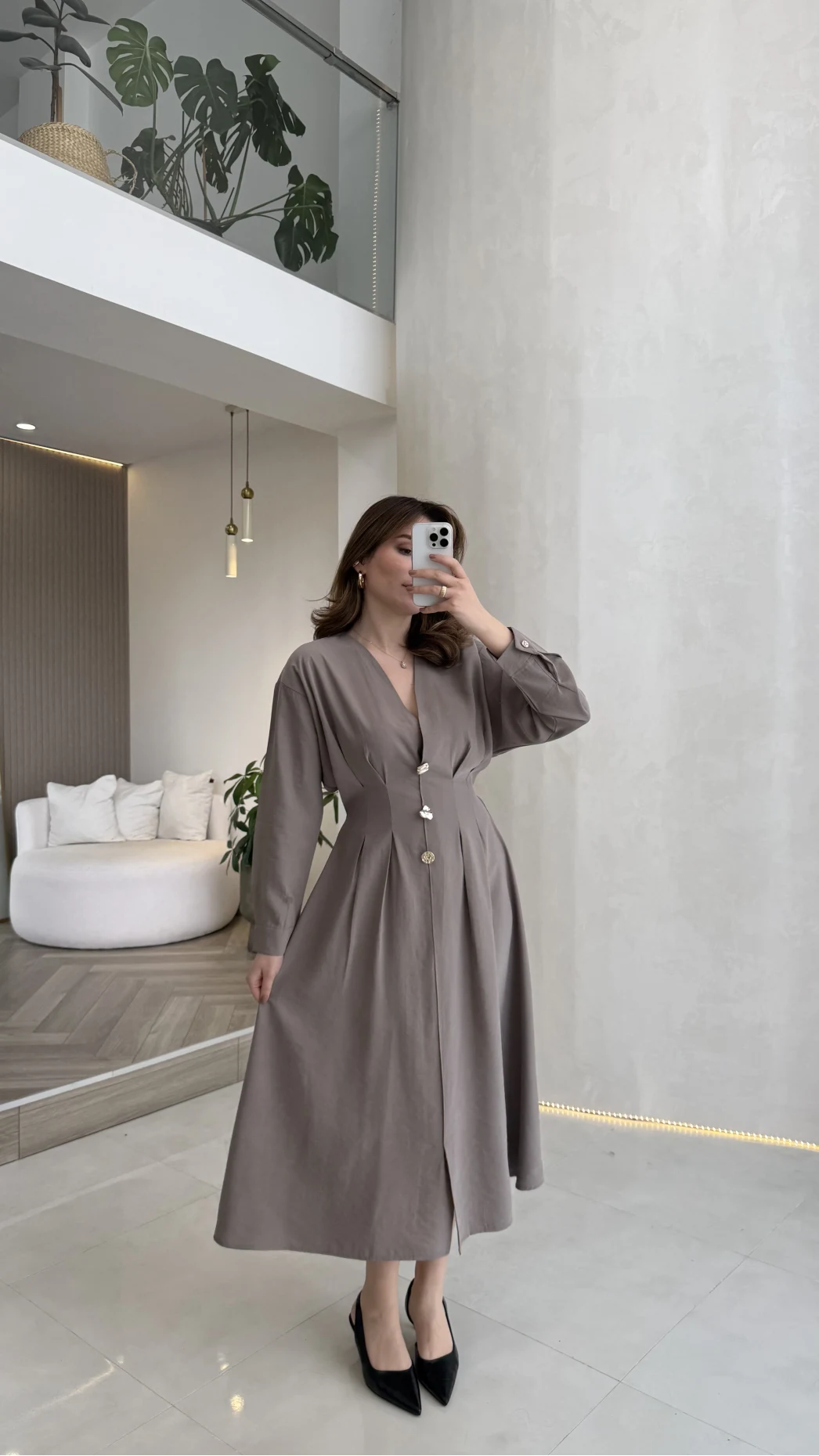 Önü Aksesuaar Detaylı Modal Elbise - Vizon - Kod: 3078