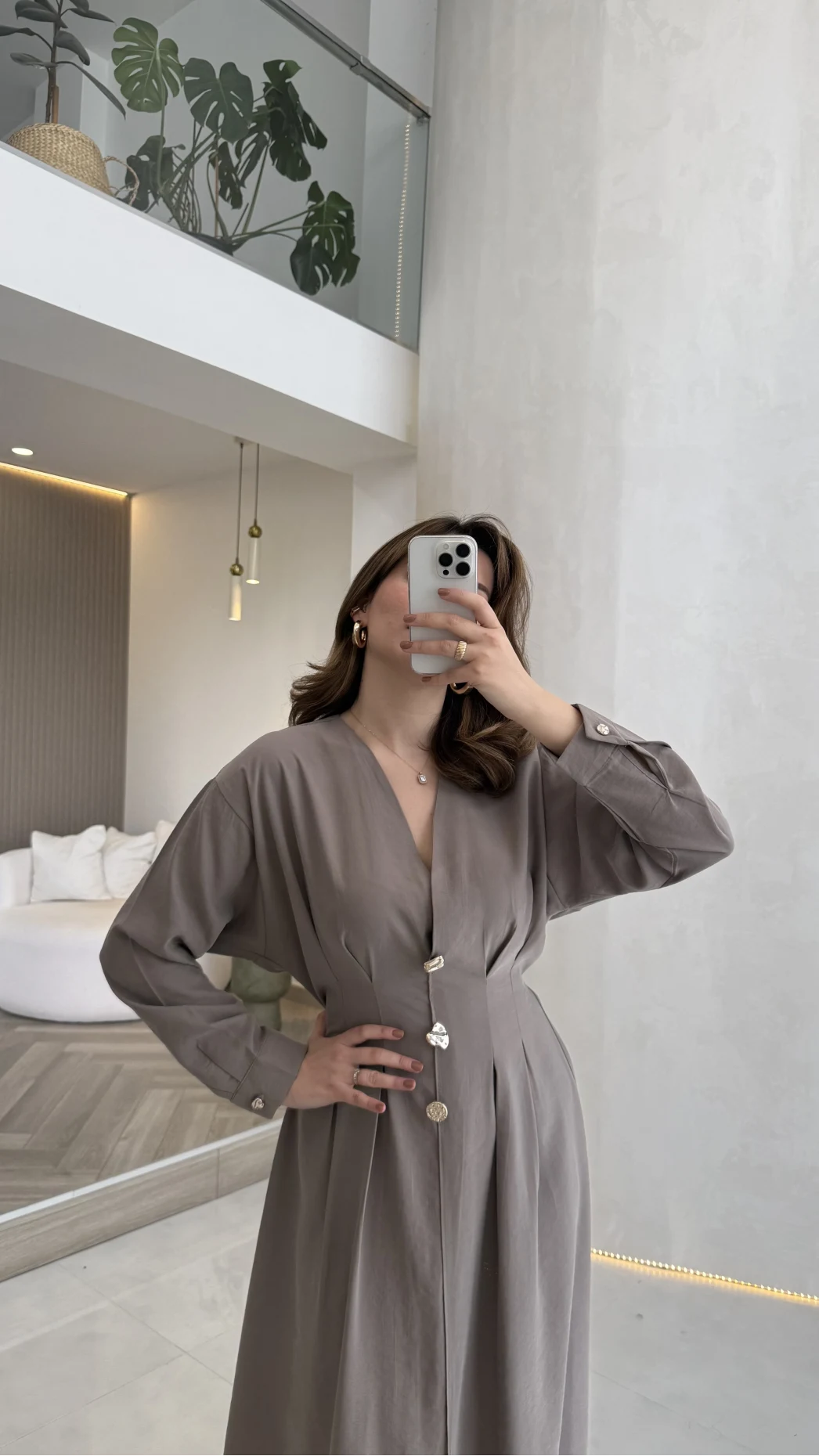 Önü Aksesuaar Detaylı Modal Elbise - Vizon - Kod: 3078