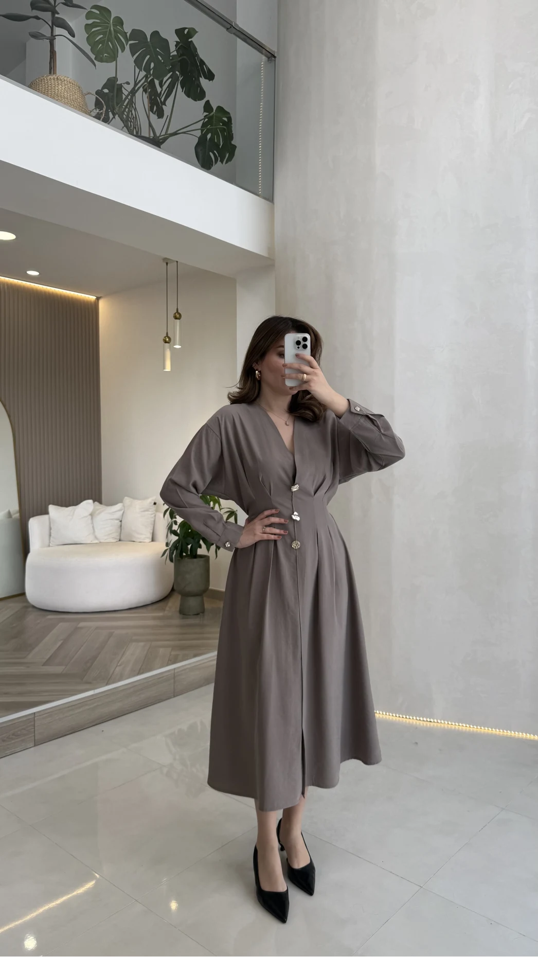 Önü Aksesuaar Detaylı Modal Elbise - Vizon - Kod: 3078