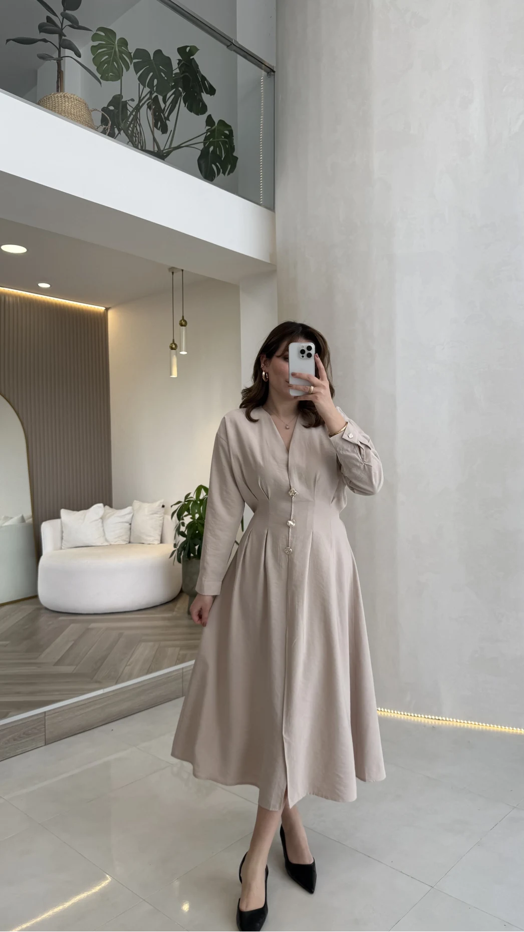 Önü Aksesuaar Detaylı Modal Elbise - Taş - Kod: 3078