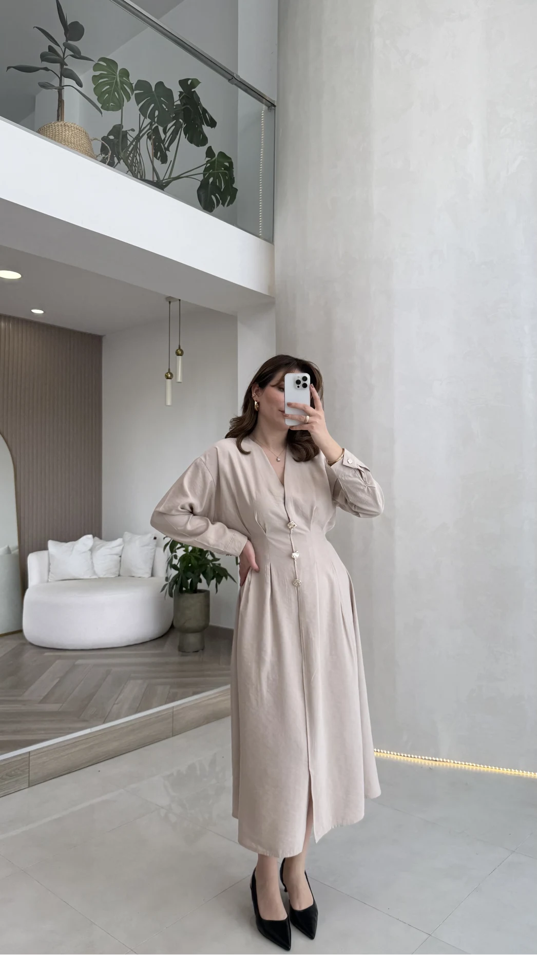 Önü Aksesuaar Detaylı Modal Elbise - Taş - Kod: 3078