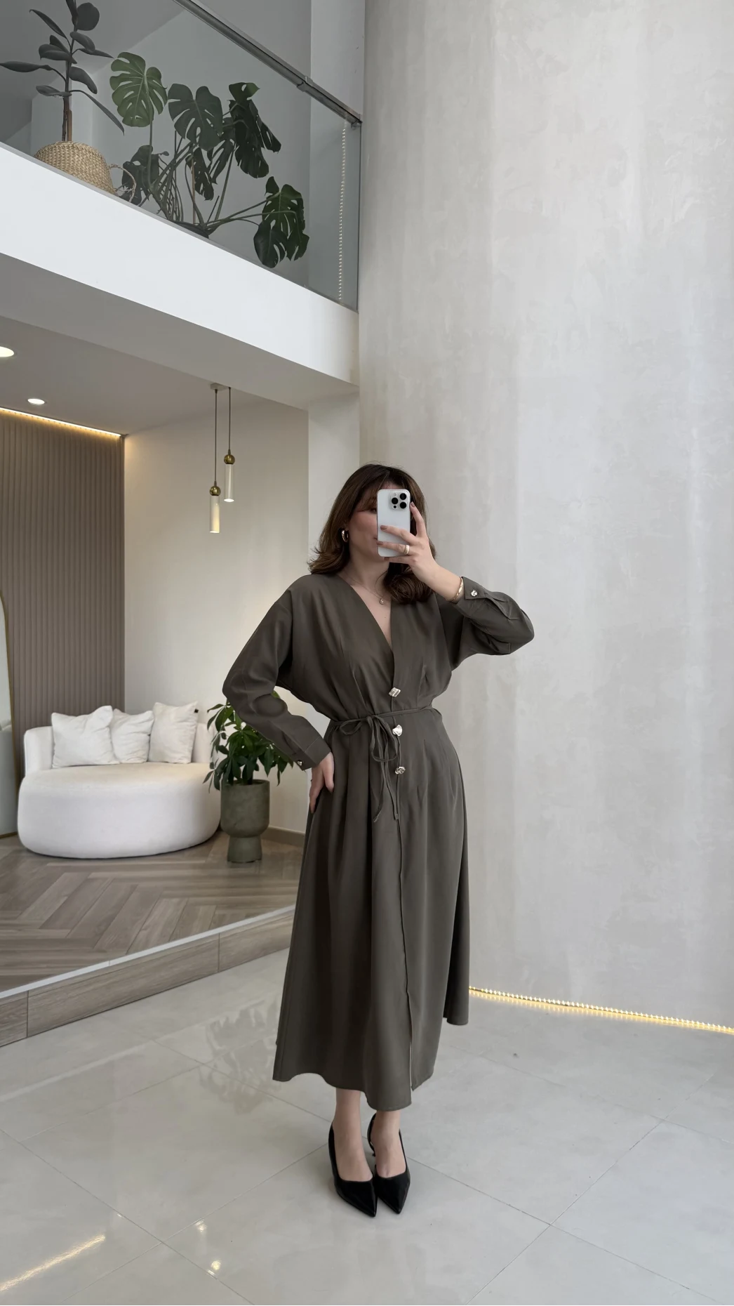 Önü Aksesuaar Detaylı Modal Elbise - Haki - Kod: 3078