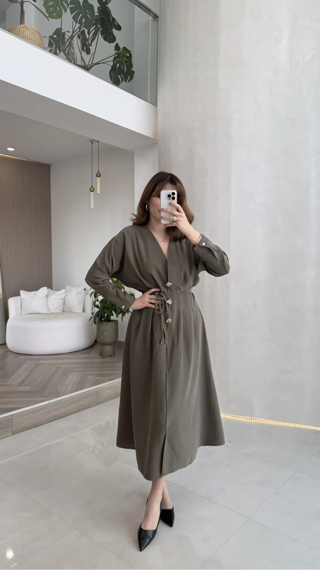 Önü Aksesuaar Detaylı Modal Elbise - Haki - Kod: 3078