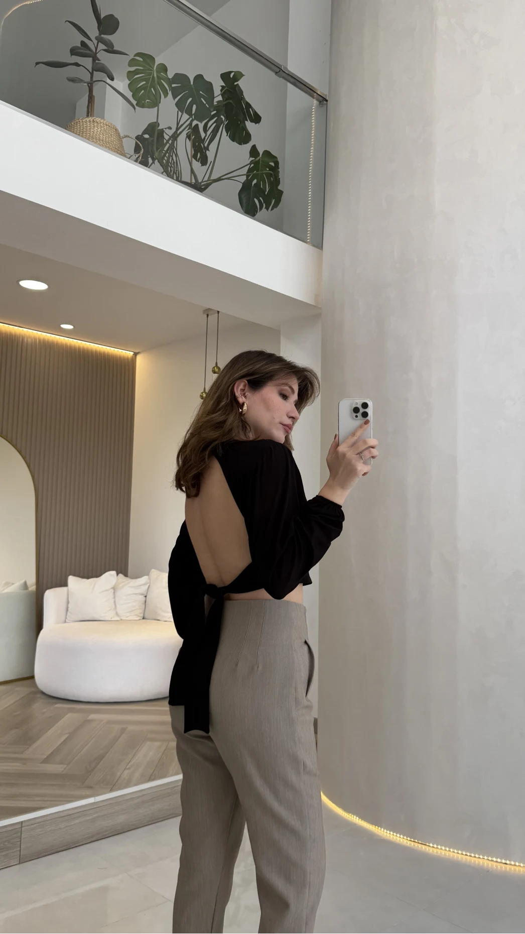 Sun Aksesuar Detay Bağlamalı Bluz - Siyah - Kod: 1032