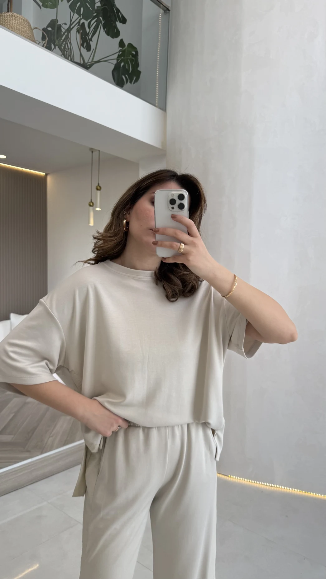 Castel Paraşüt Detaylı Yarım Kol Takım - Taş - Kod: 4118