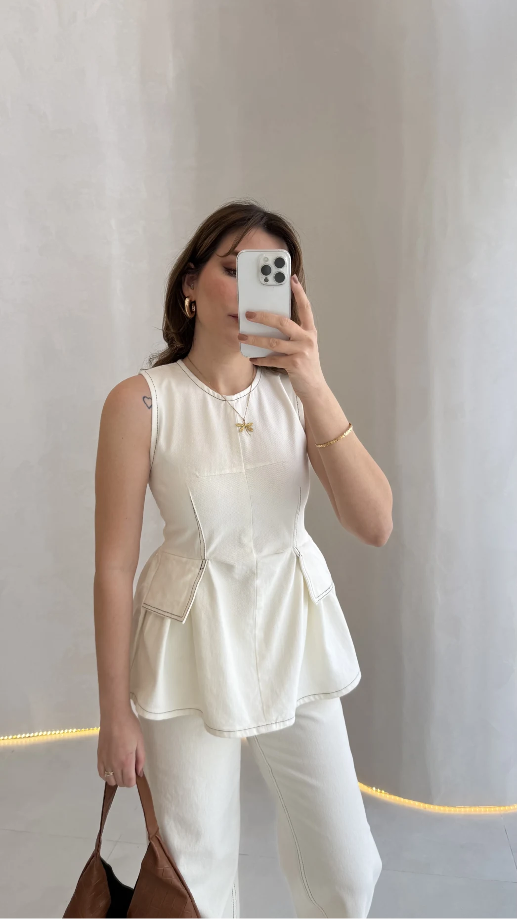 Dikiş Detaylı Sıfır Kol Denim Takım - Ekru - Kod: 2505