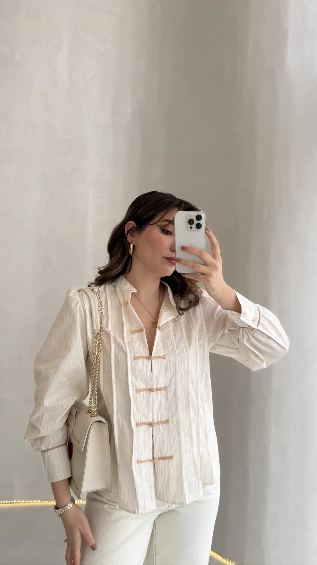 Bridgerton Serisi Çizgili Gömlek - Ekru - Kod: 0949