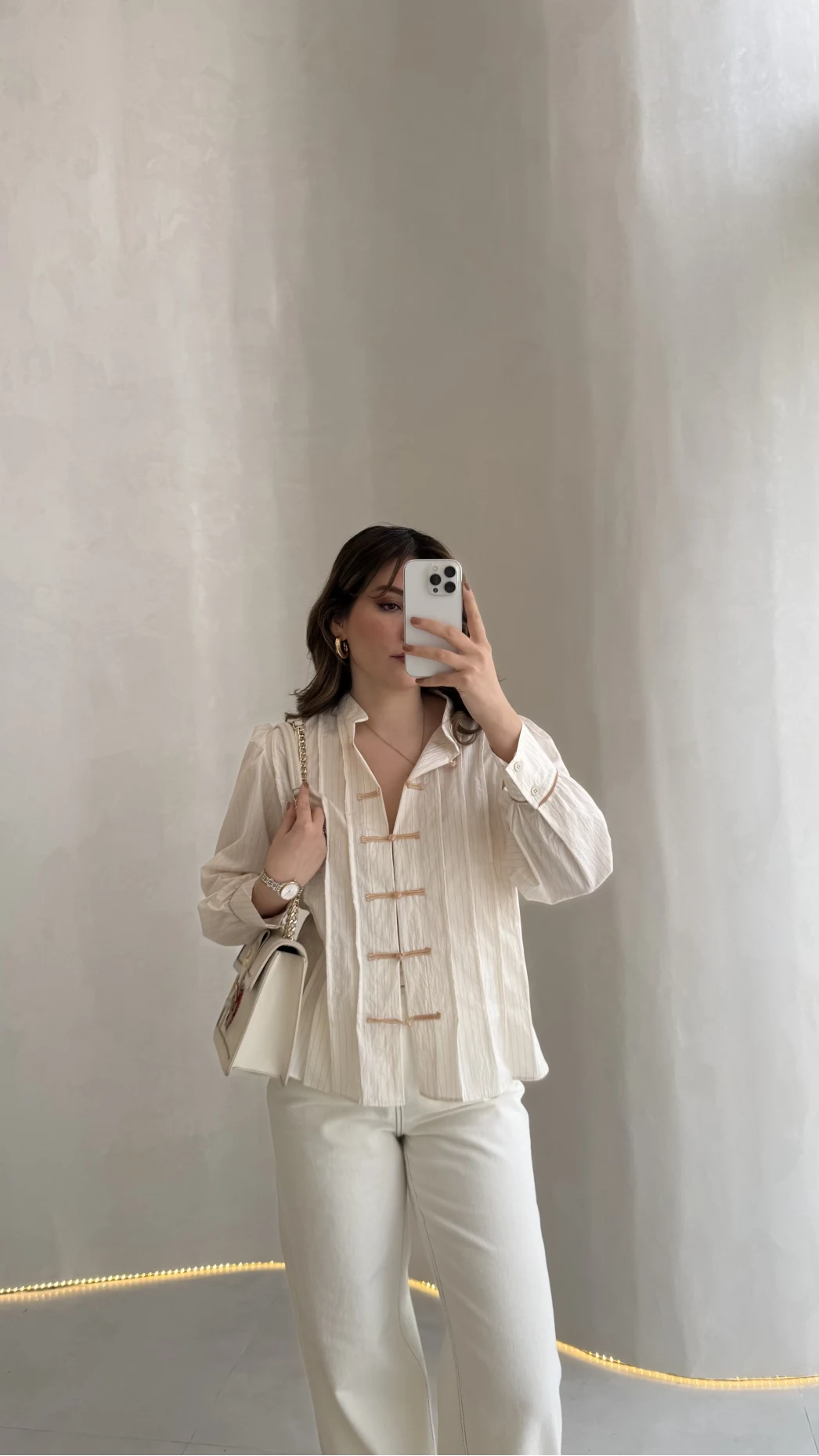 Bridgerton Serisi Çizgili Gömlek - Ekru - Kod: 0949