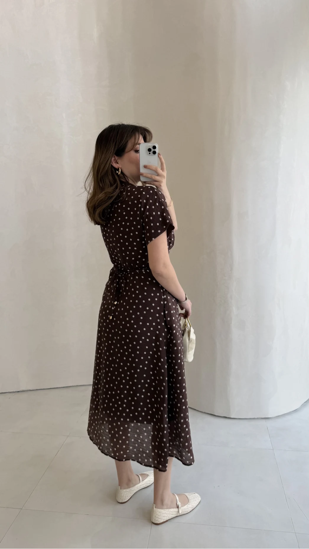 Eclipse Beli Pileli Puantiye Desen Bağcıklı Düğmeli Elbise - Kahverengi - Kod: 3083