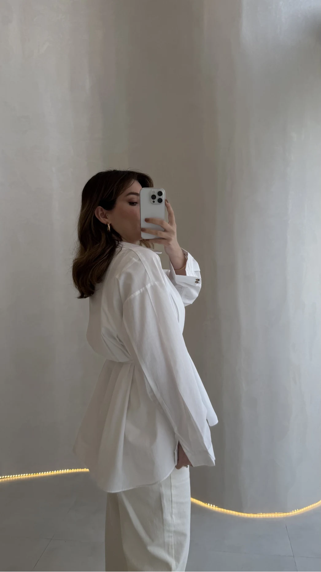 Arkası Pile Detay Bağcıklı Pamuklu Gömlek - Beyaz - Kod: 2206