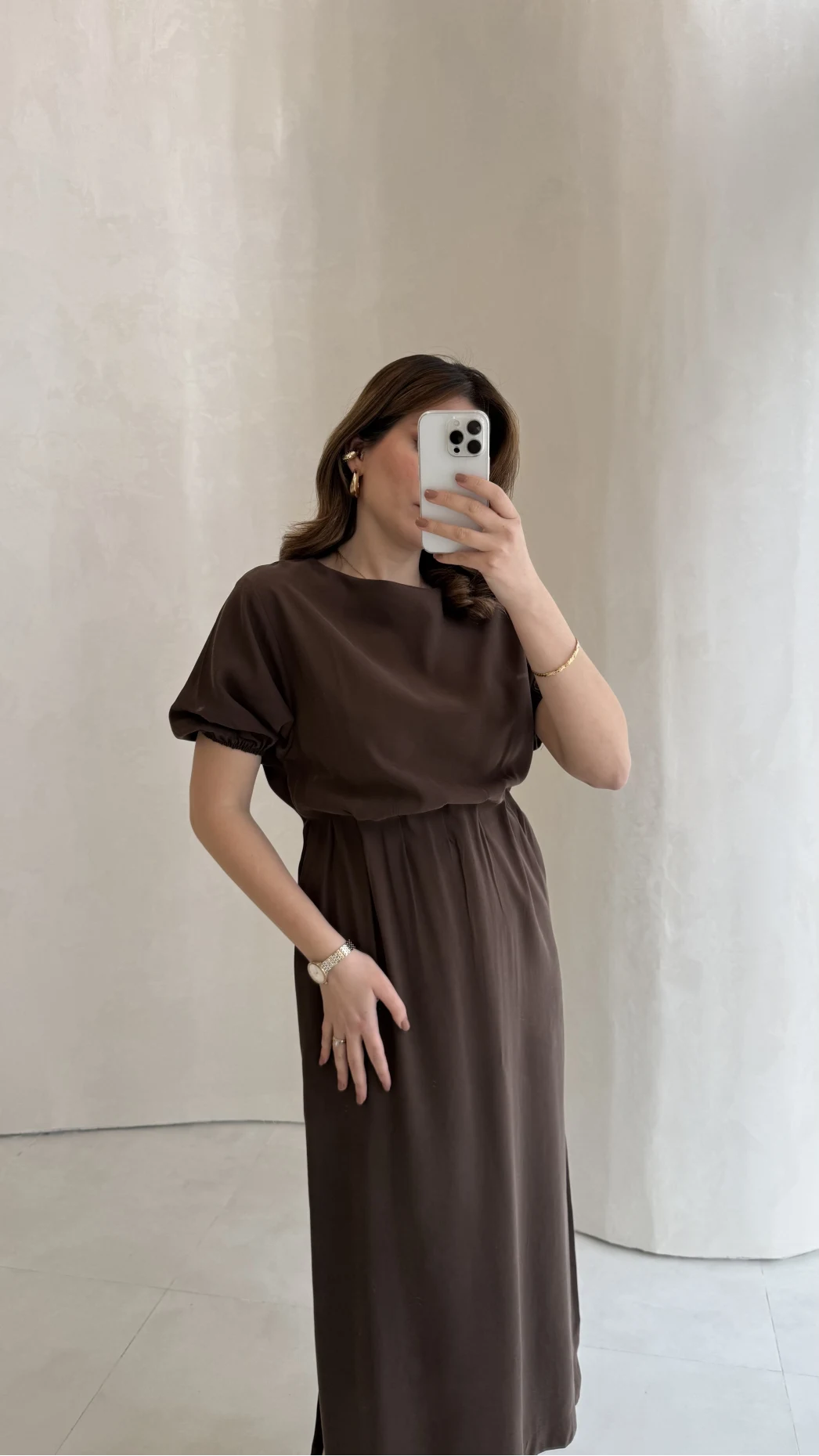 Balon Kol Yırtmaçlı Beli Pileli Pamuk Kumaş Elbise - Kahve - Kod: 060