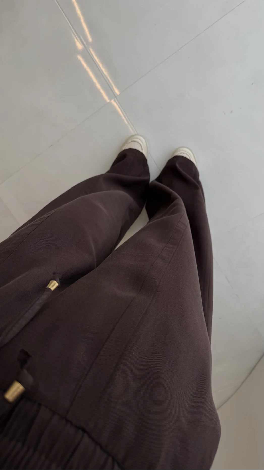 Dökümlü Bağcıklı Beli Lastikli Pantolon - Kahve - Kod: 0893