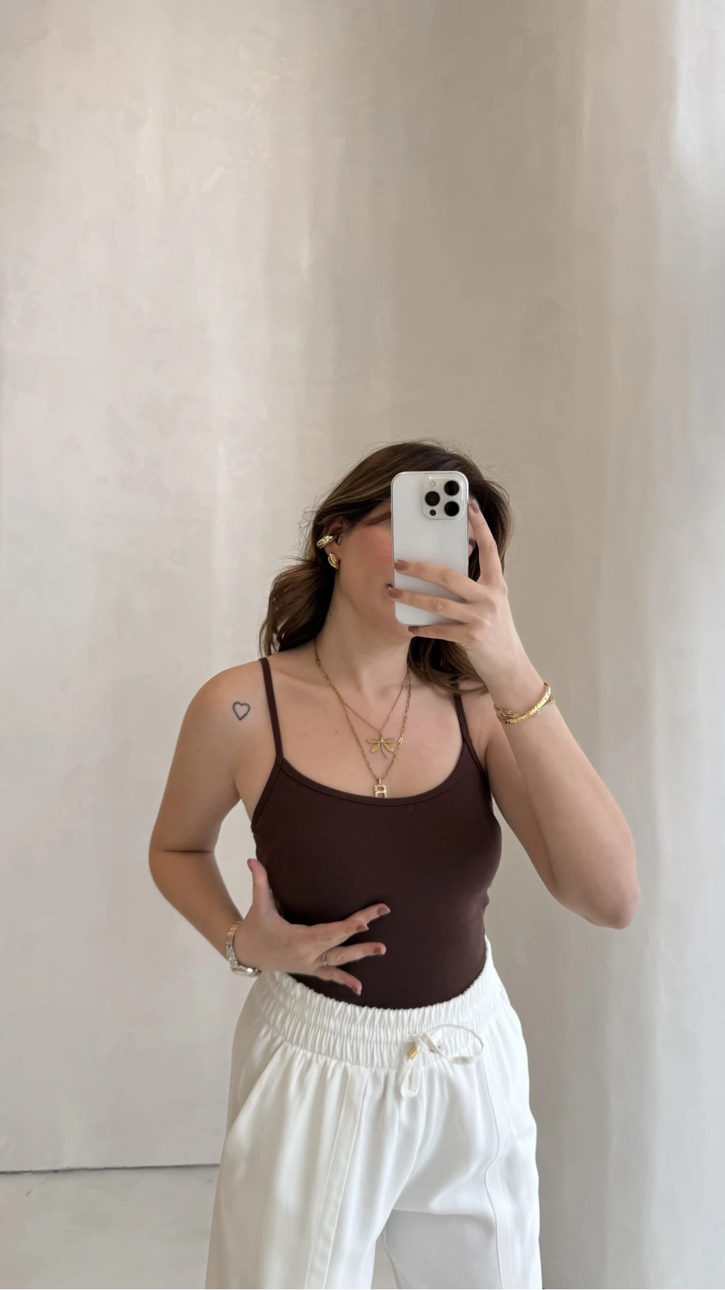 Uzun Göğüs Pedli İnce Askılı Body - Kahverengi