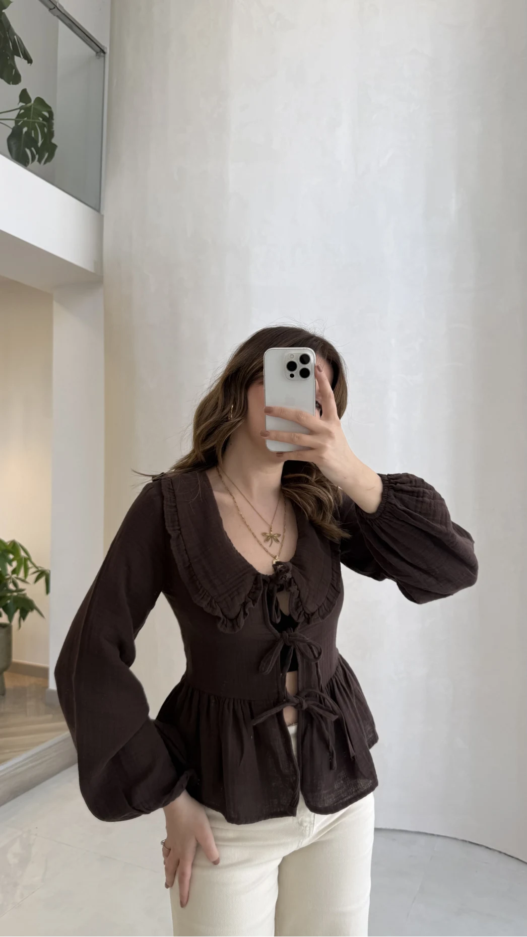 Petra Bebe Yaka Bağlamalı Bluz - Acı Kahve - Kod: 1051