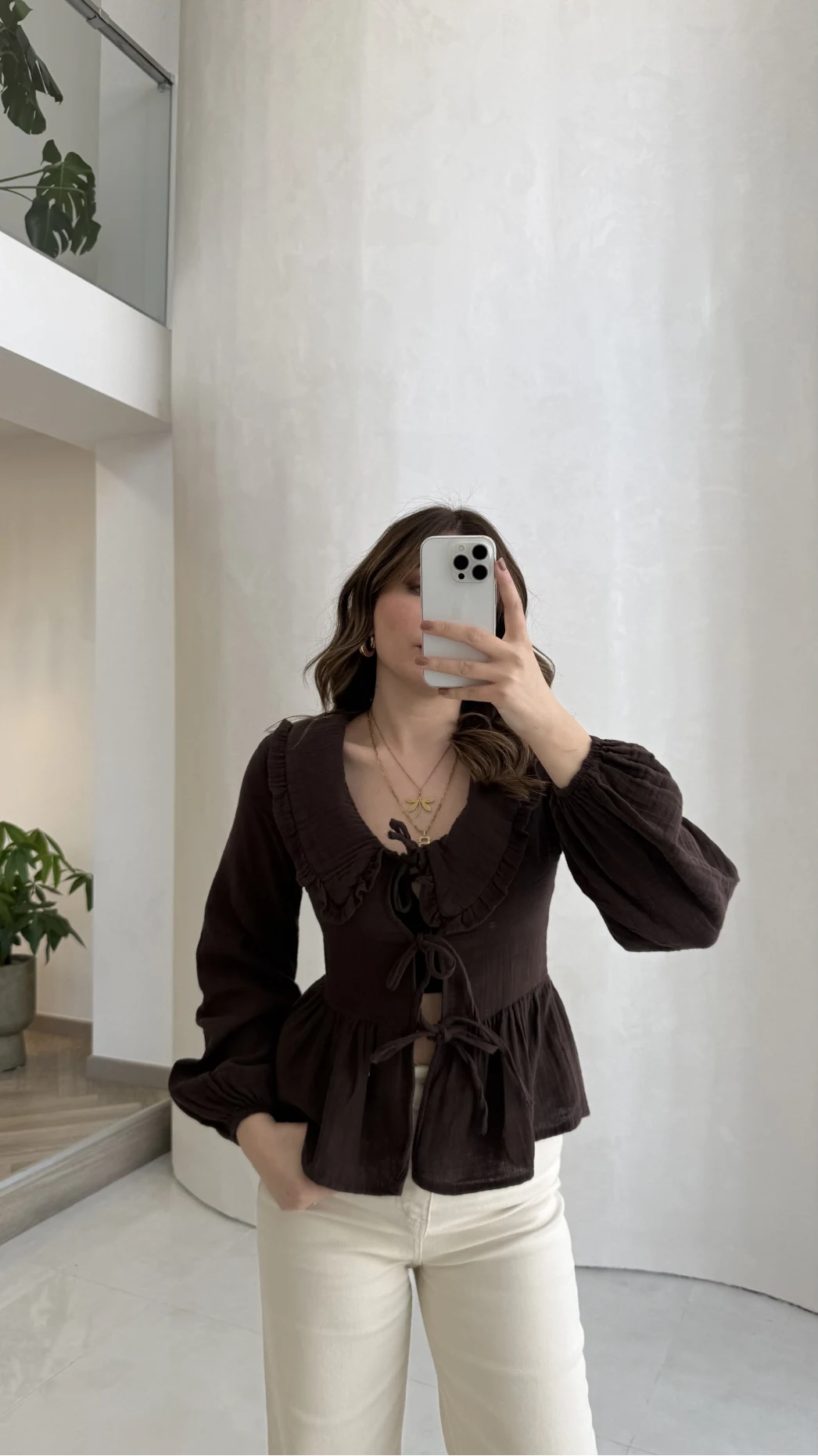 Petra Bebe Yaka Bağlamalı Bluz - Acı Kahve - Kod: 1051