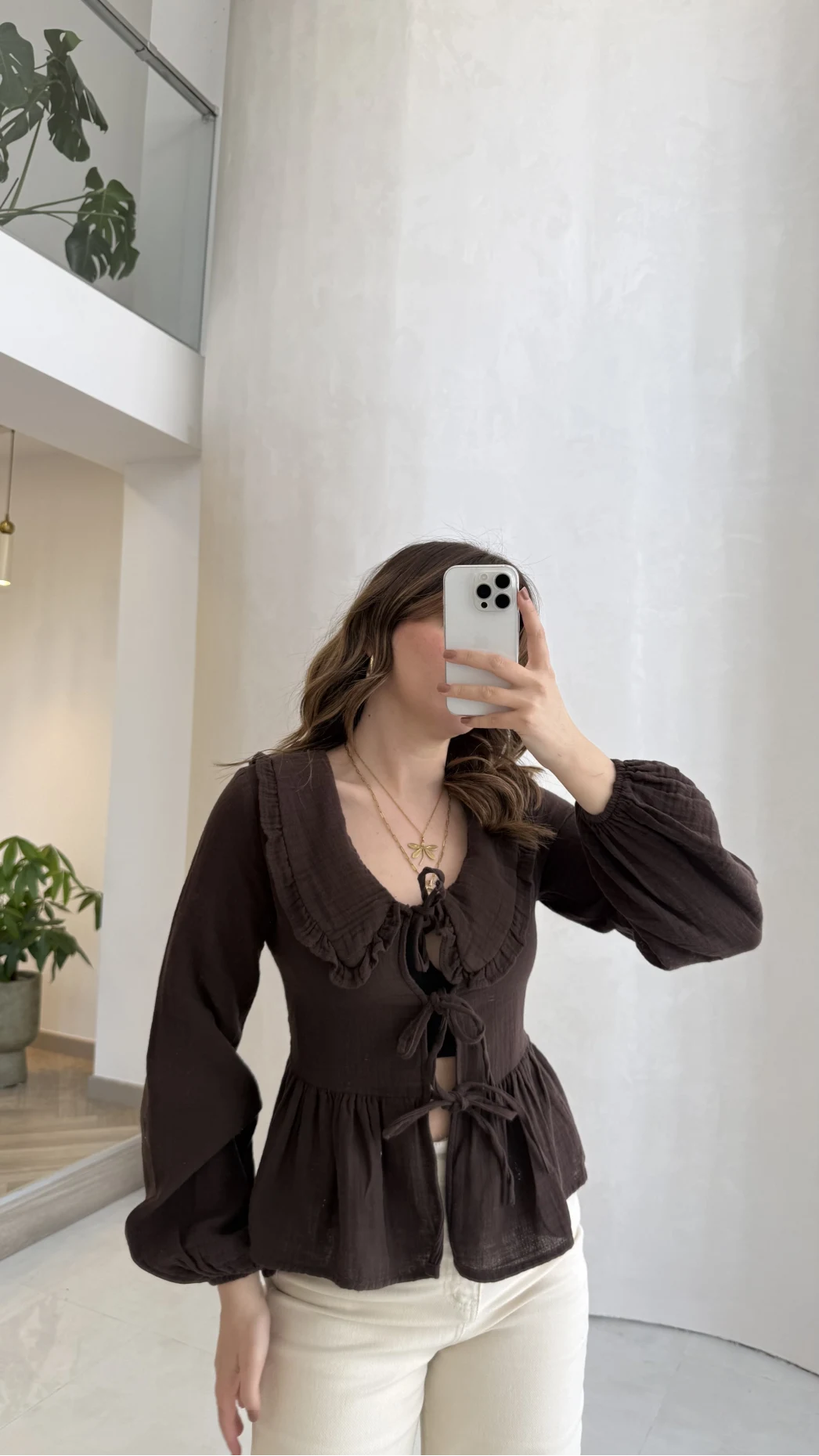 Petra Bebe Yaka Bağlamalı Bluz - Acı Kahve - Kod: 1051