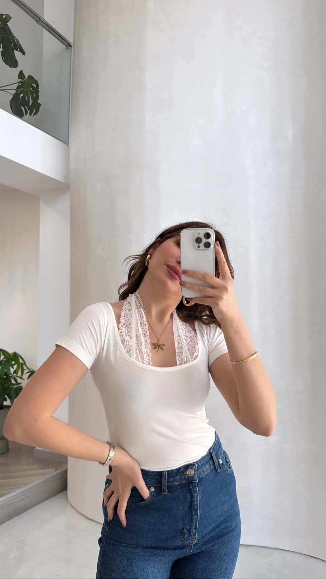 Dantel Boyundan Geçmeli Bluz - Ekru - Kod: 8570