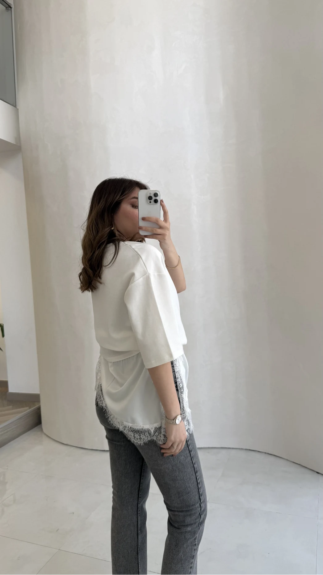 Asimetrik Kesim Dantel Detay T-shirt - Ekru - Kod: 0771