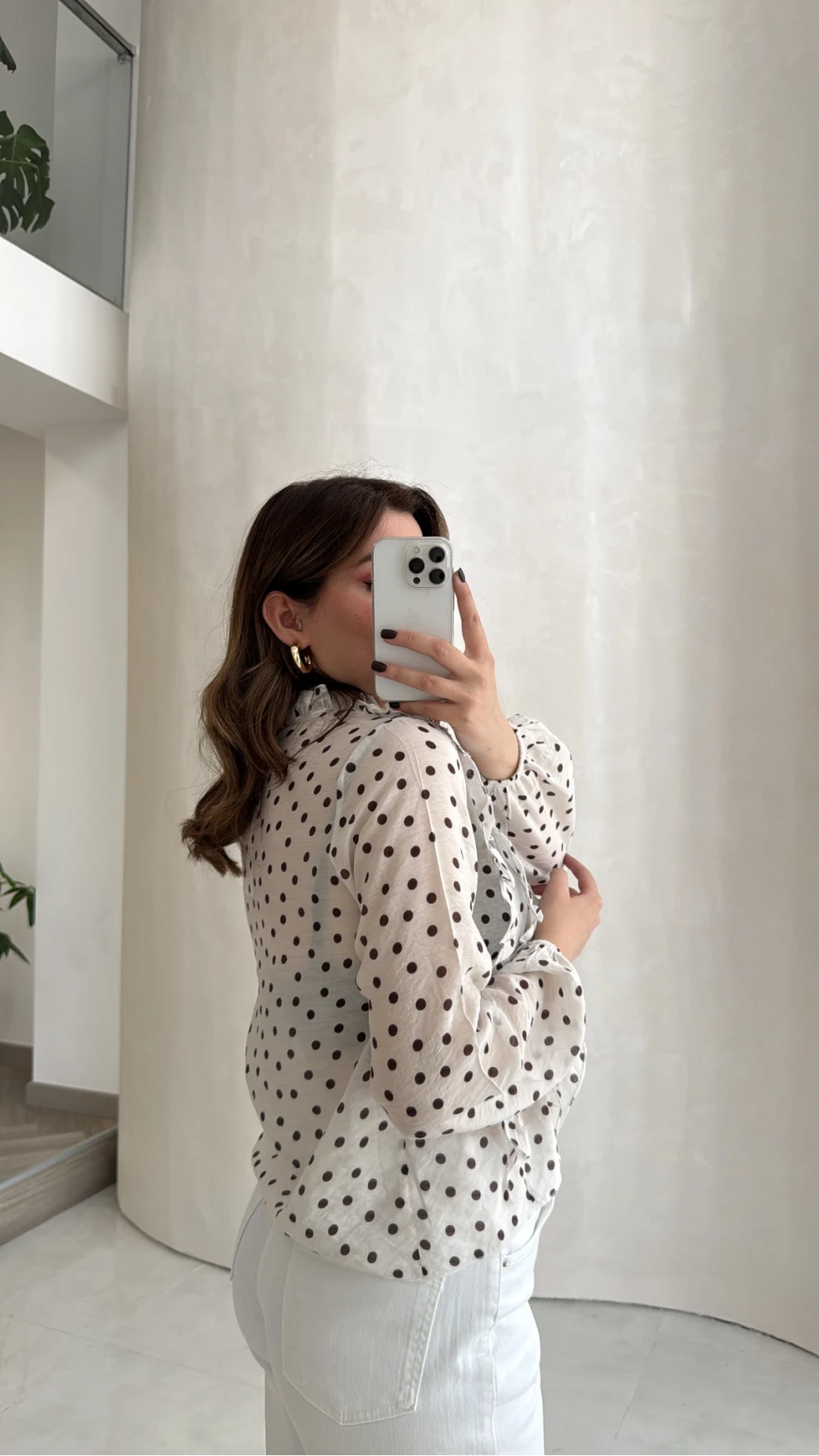 Fırfırlı Puantiye Desenli Gömlek - Bej - Kod: 2271