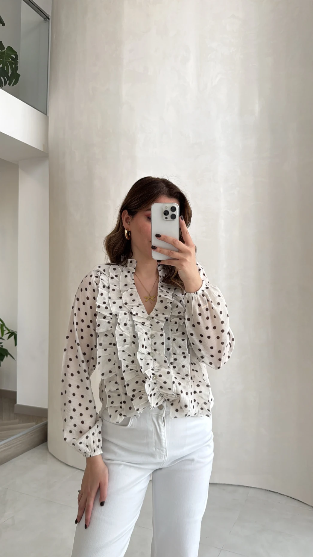 Fırfırlı Puantiye Desenli Gömlek - Bej - Kod: 2271